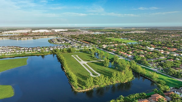 aerial of palma del lago location